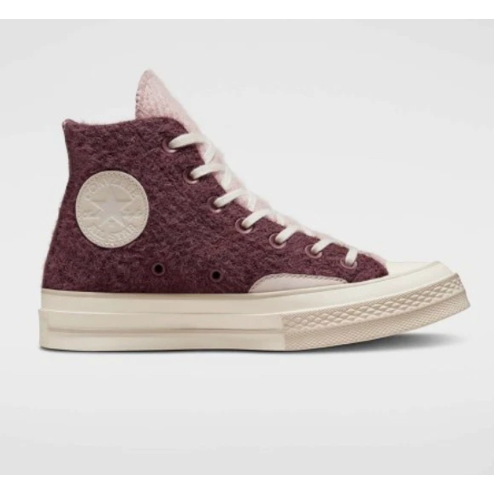 Converse Chuck 70 Hi Cozy Utility Womens 9 Burgundy Fuzzy Sneakers A01339C